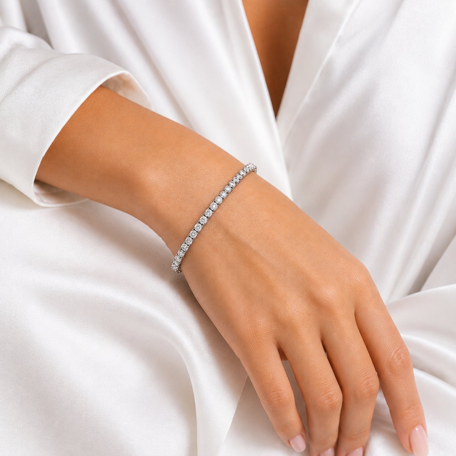 2.00 - 12.00 Carat Carat T.W. Round-cut Lab Grown Diamond (F/VS+) 14K Gold Bracelet - Assorted Colors & Carat