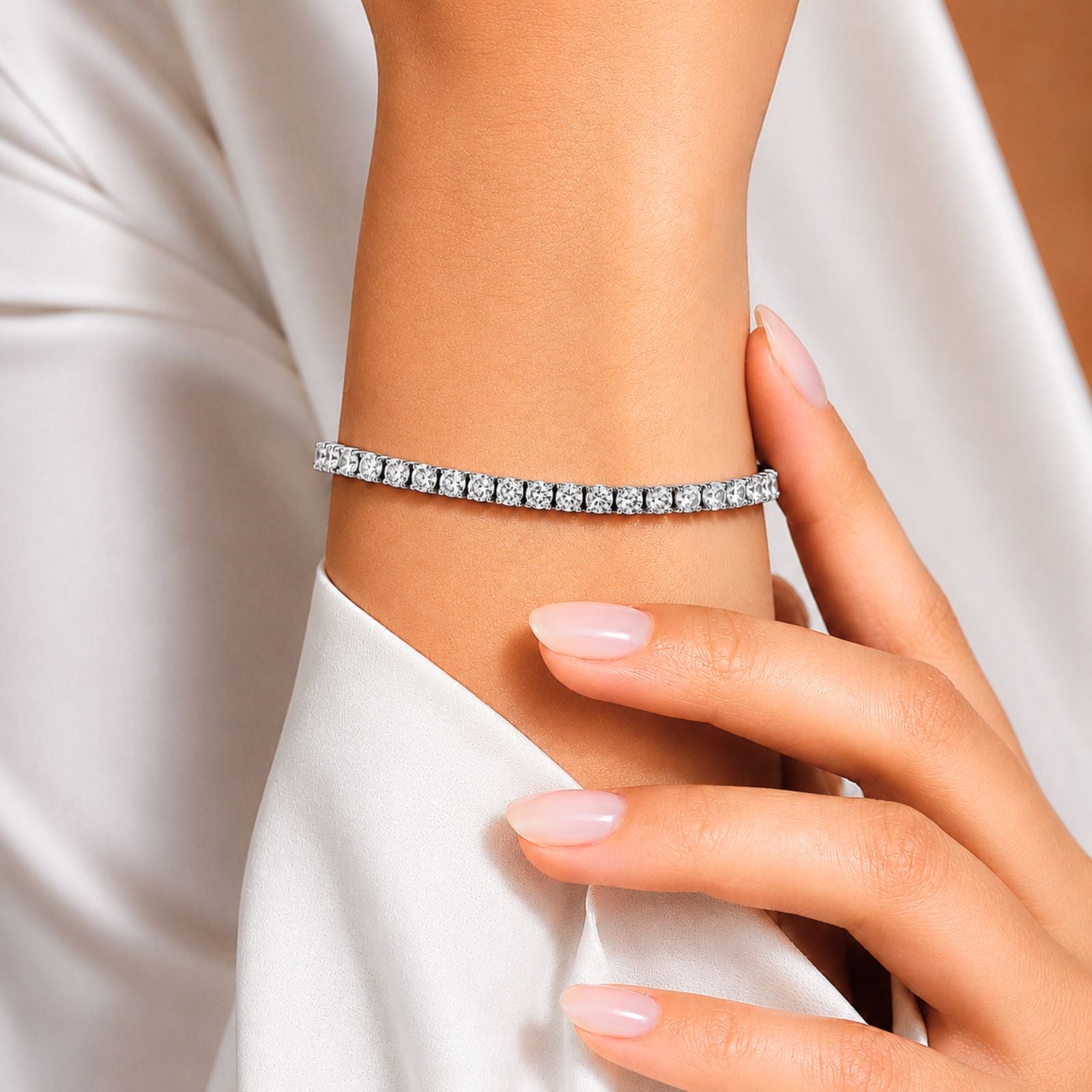Diamonair Lab Grown Diamond (F/VS+) 7.00 carat Round cut Sterling Silver Tennis Bracelet - Sterling Silver | Gold over Silver
