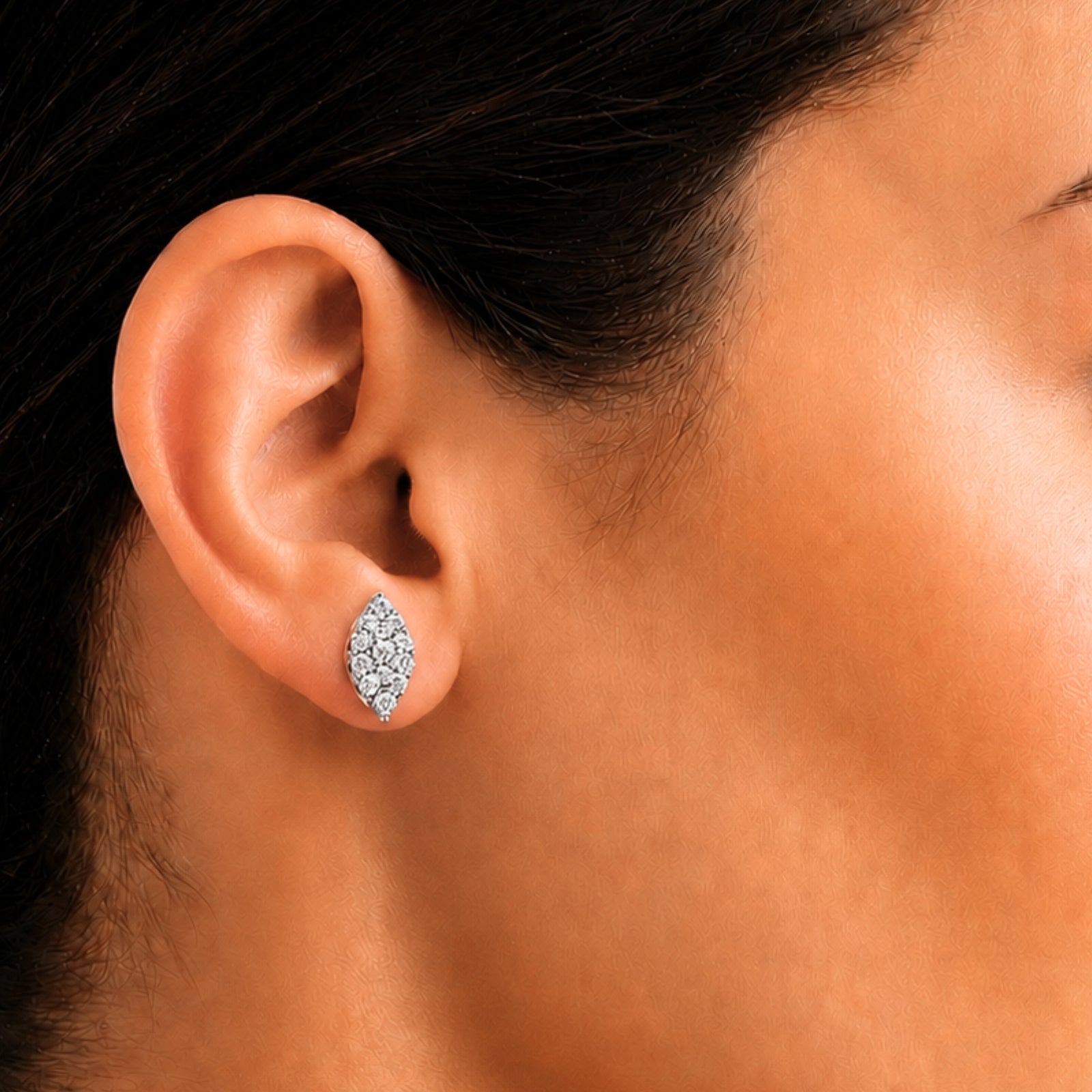 Diamonair Lab Grown Diamond (F/VS+) 1.00 carat Round cut Sterling Silver Stud Earrings - Sterling Silver | Gold over Silver