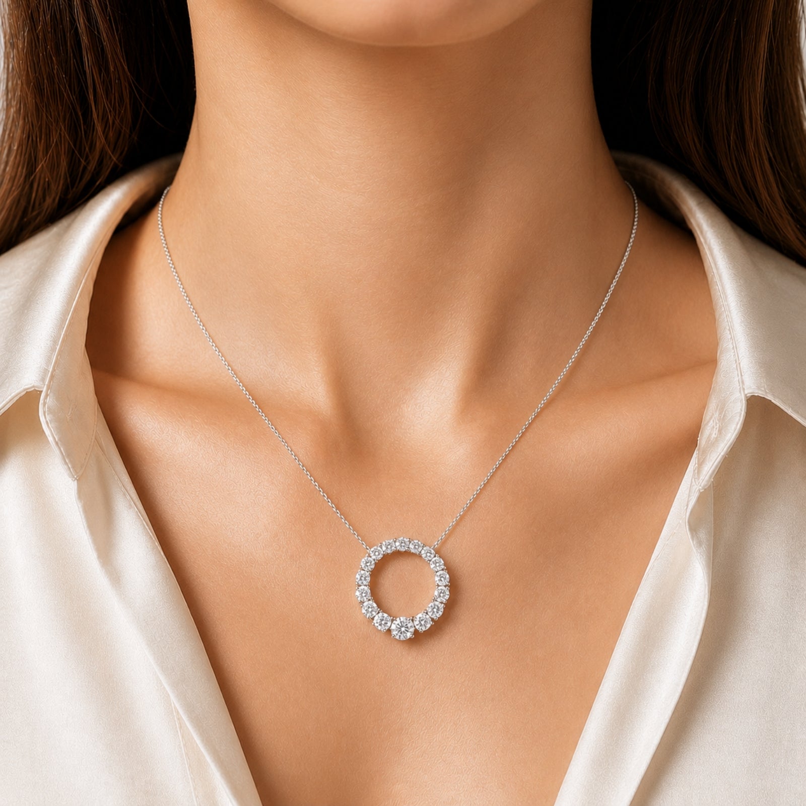 Diamonair Lab Grown Diamond (F/VS+) 2.00 carat Round cut Sterling Silver Circle Pendant - Sterling Silver | Gold over Silver
