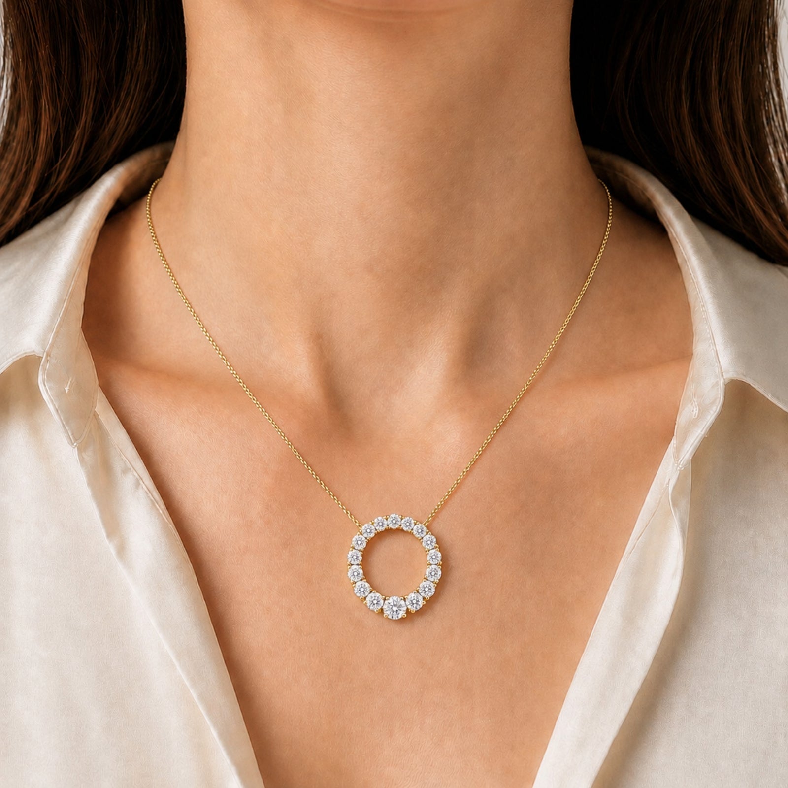 Diamonair Lab Grown Diamond (F/VS+) 2.00 carat Round cut Sterling Silver Circle Pendant - Sterling Silver | Gold over Silver