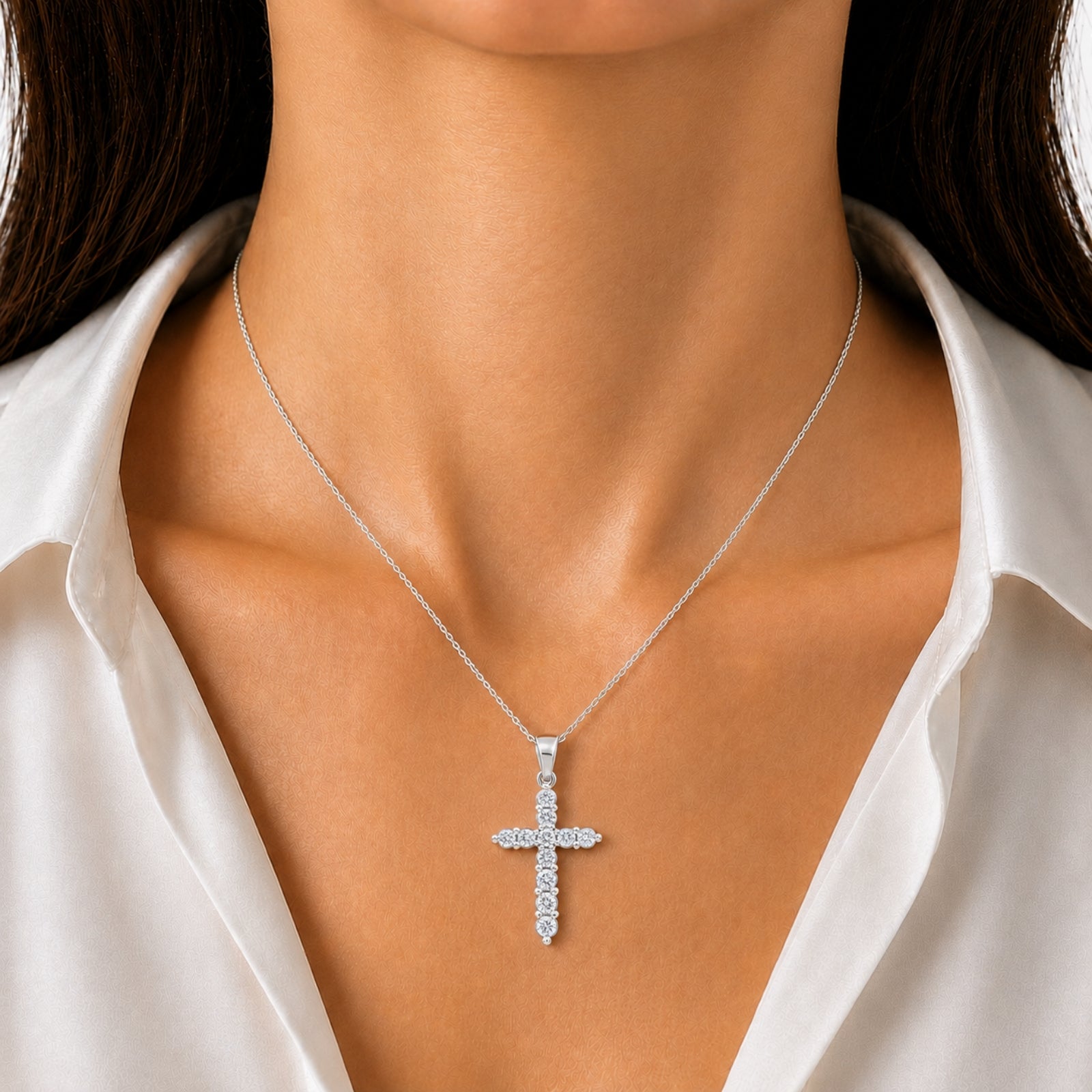 Diamonair Lab Grown Diamond (F/VS+) 2.00 carat Round cut Sterling Silver Cross Pendant - Sterling Silver | Gold over Silver