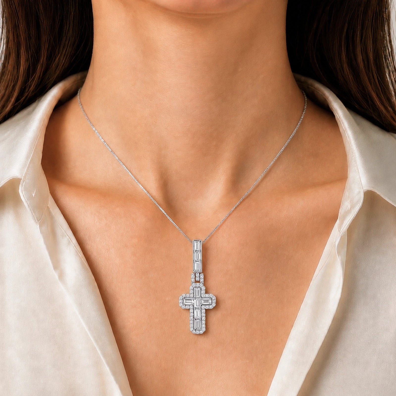 Diamonair Lab Grown Diamond (F/VS+) 4.00 carat Round cut Sterling Silver Cross Pendant - Sterling Silver | Gold over Silver