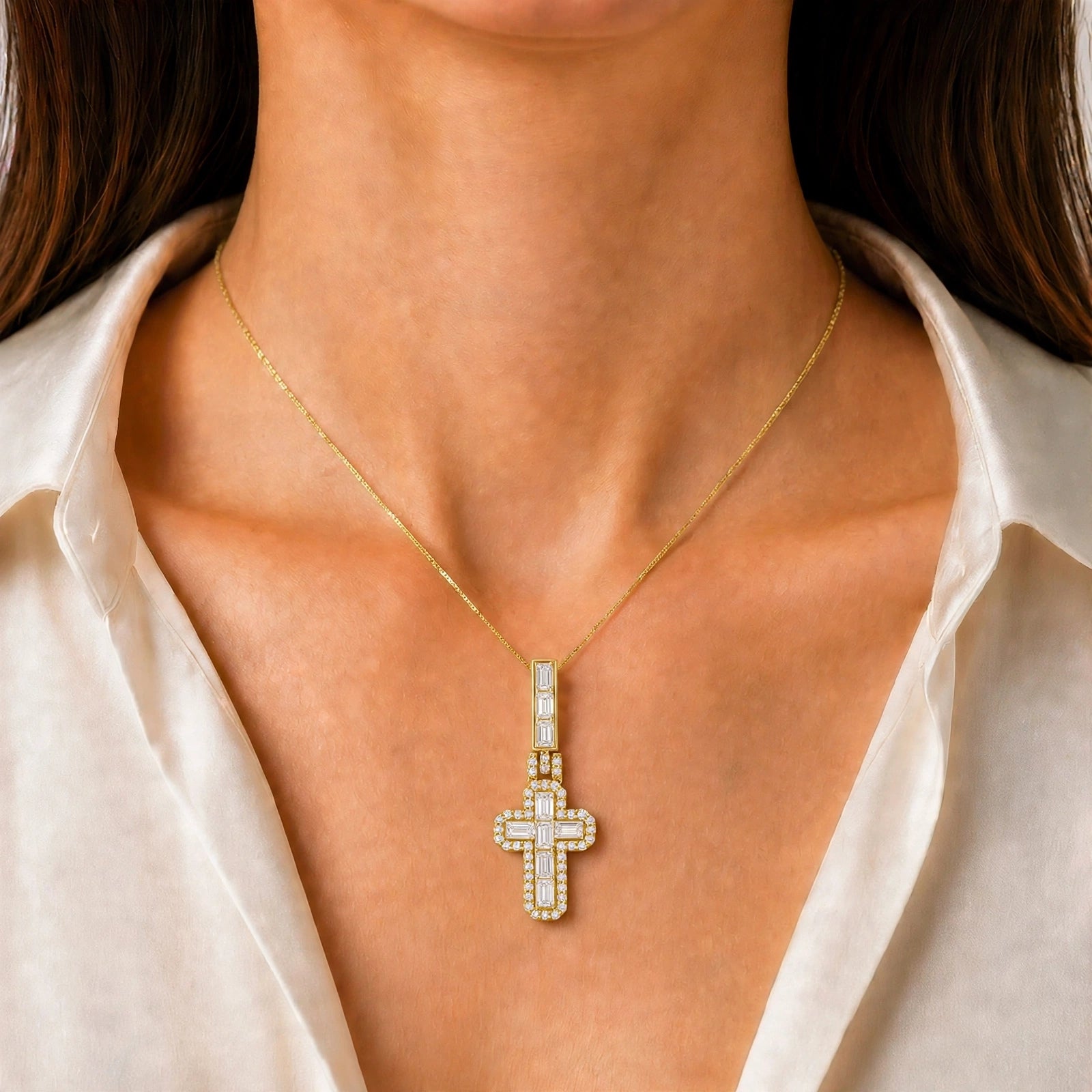 Diamonair Lab Grown Diamond (F/VS+) 4.00 carat Round cut Sterling Silver Cross Pendant - Sterling Silver | Gold over Silver