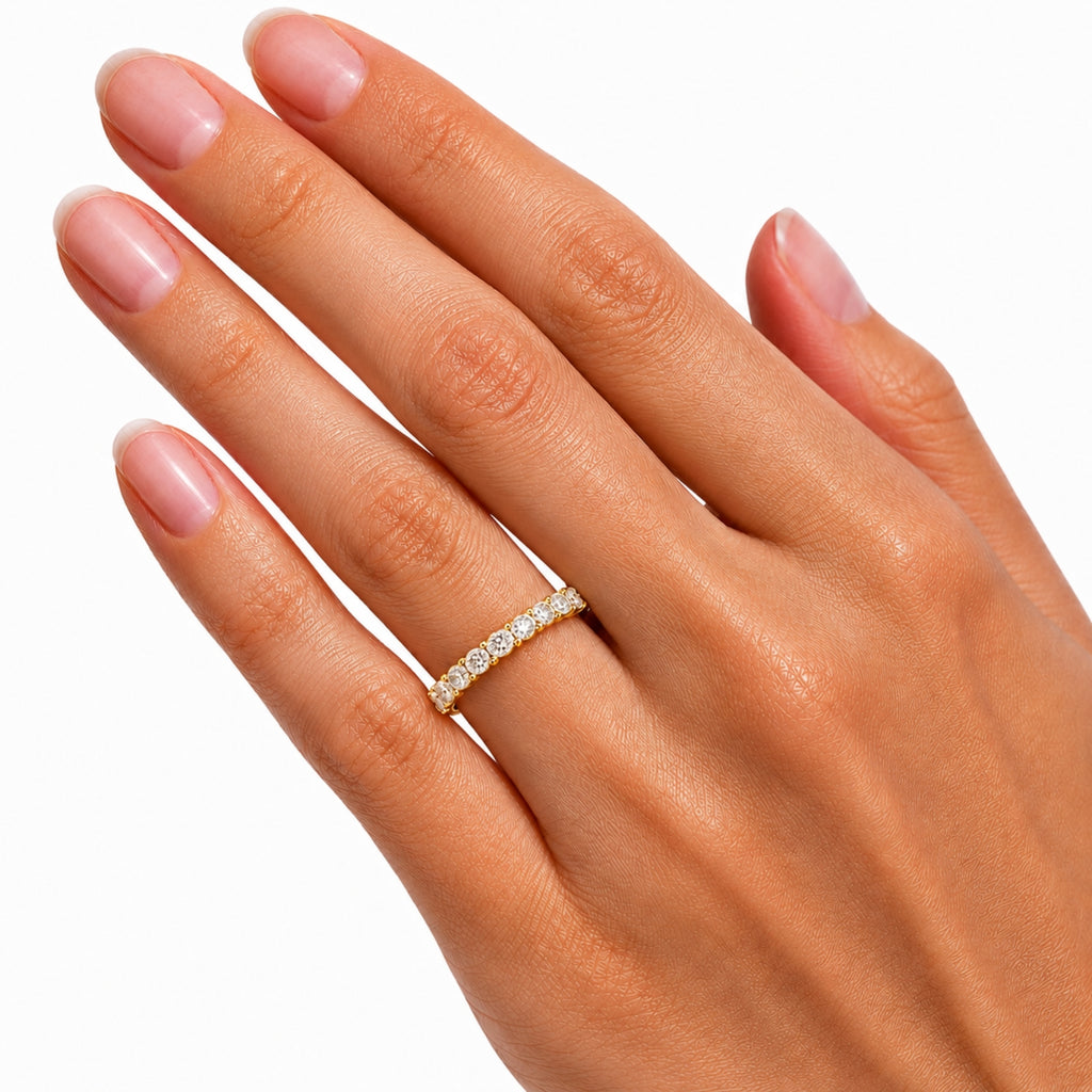 0.50 -1.00 Carat T.W. Round-cut Lab Grown Diamond (F/VS+) 14K Gold 13 Stone Band Ring