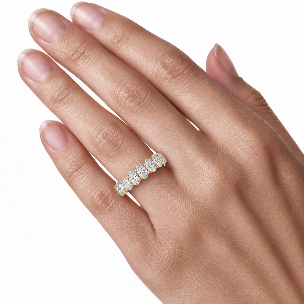 2.00 -3.00 Carat T.W. Oval-cut Lab Grown Diamond (F/VS+) 14K Gold 7 Stone Band Ring