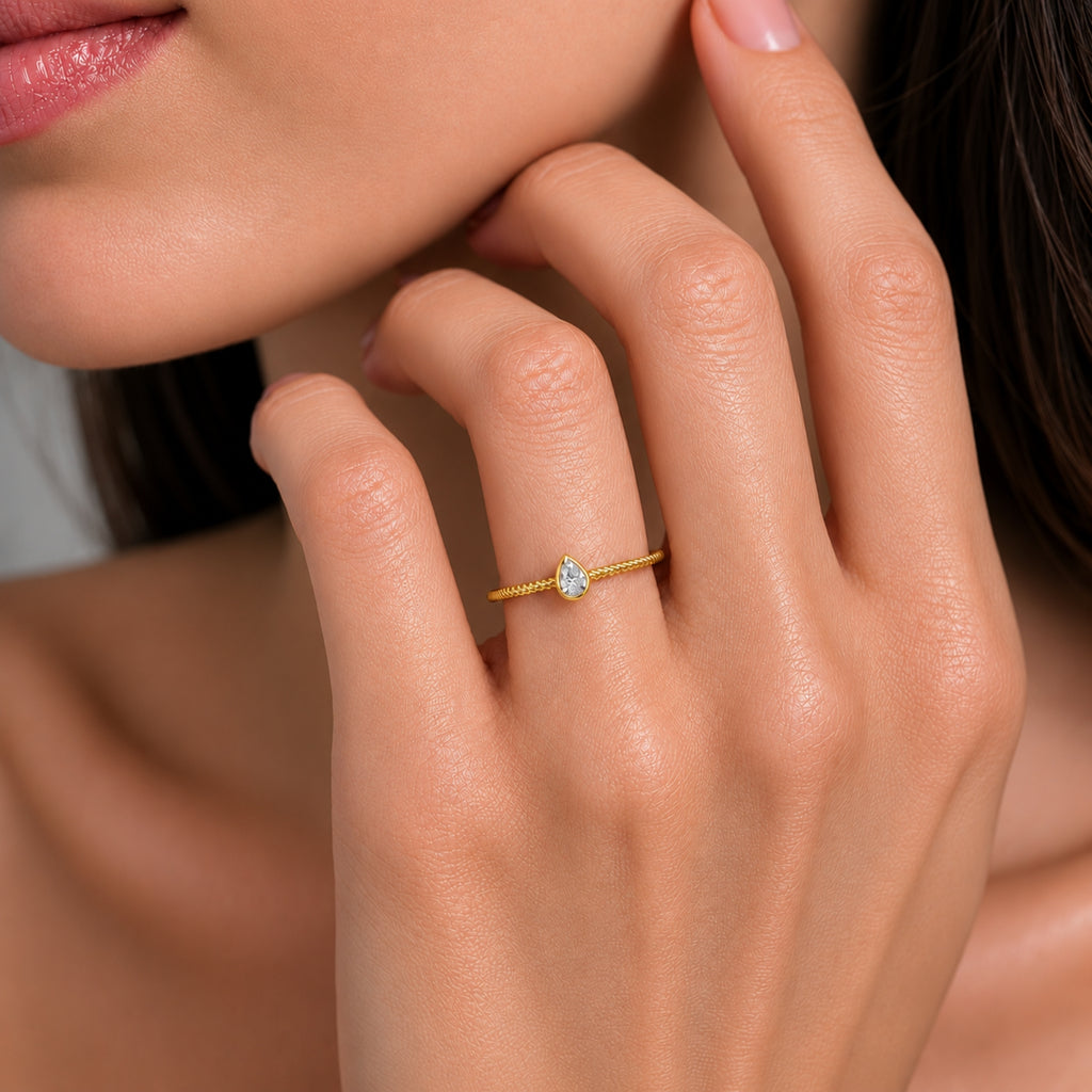 1/5 Carat T.W. Pear-cut Lab Grown Diamond (F/VS+) 14K Gold Ring