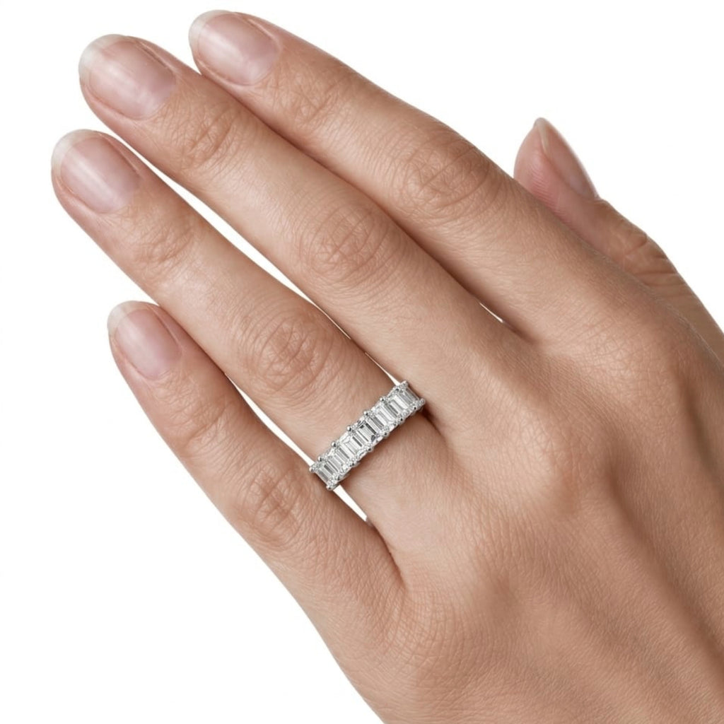2.00 - 5.00 Carat T.W. Emerald-cut Lab Grown Diamond (F/VS+) 14K Gold 7 Stone Band Ring