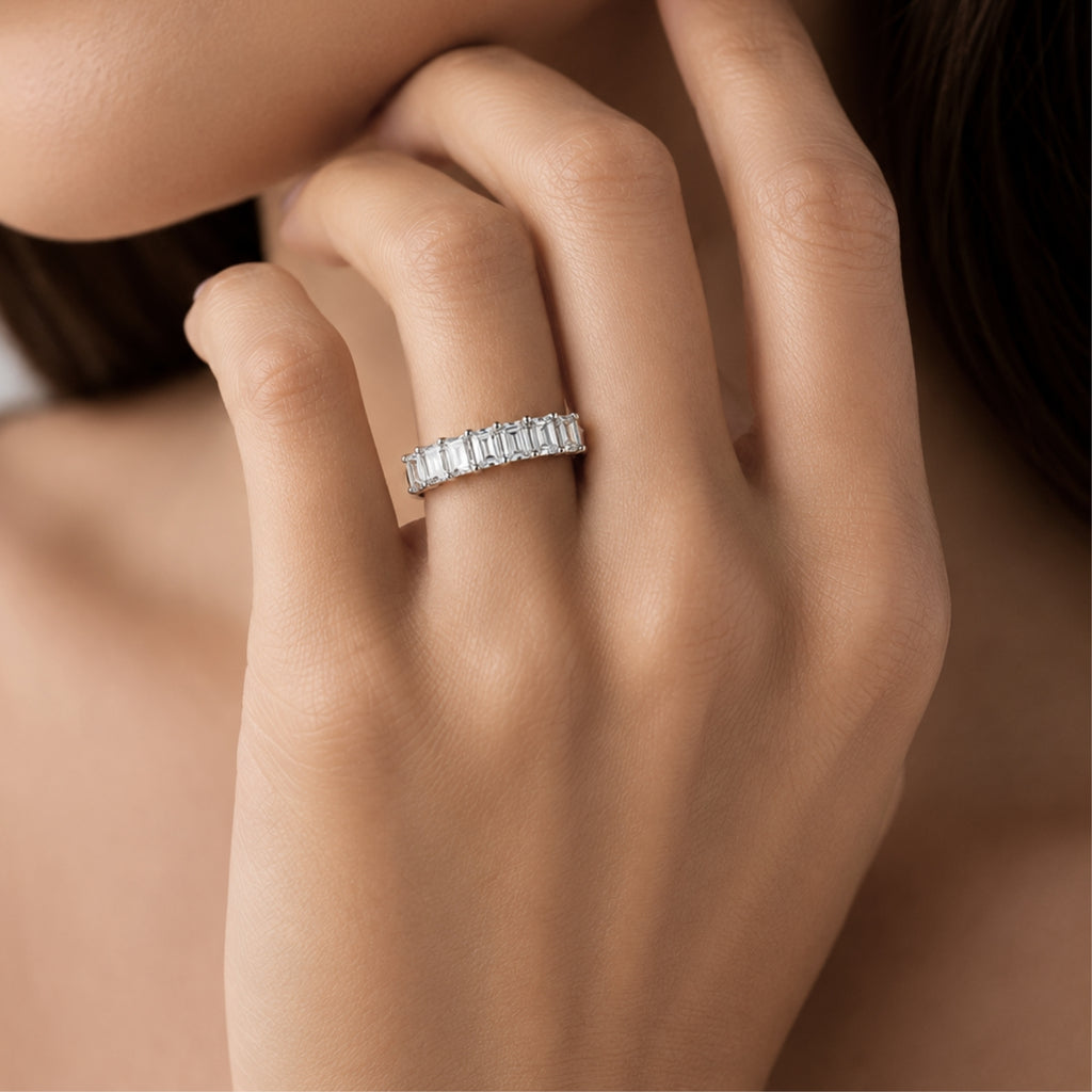 2.00 - 5.00 Carat T.W. Emerald-cut Lab Grown Diamond (F/VS+) 14K Gold 7 Stone Band Ring
