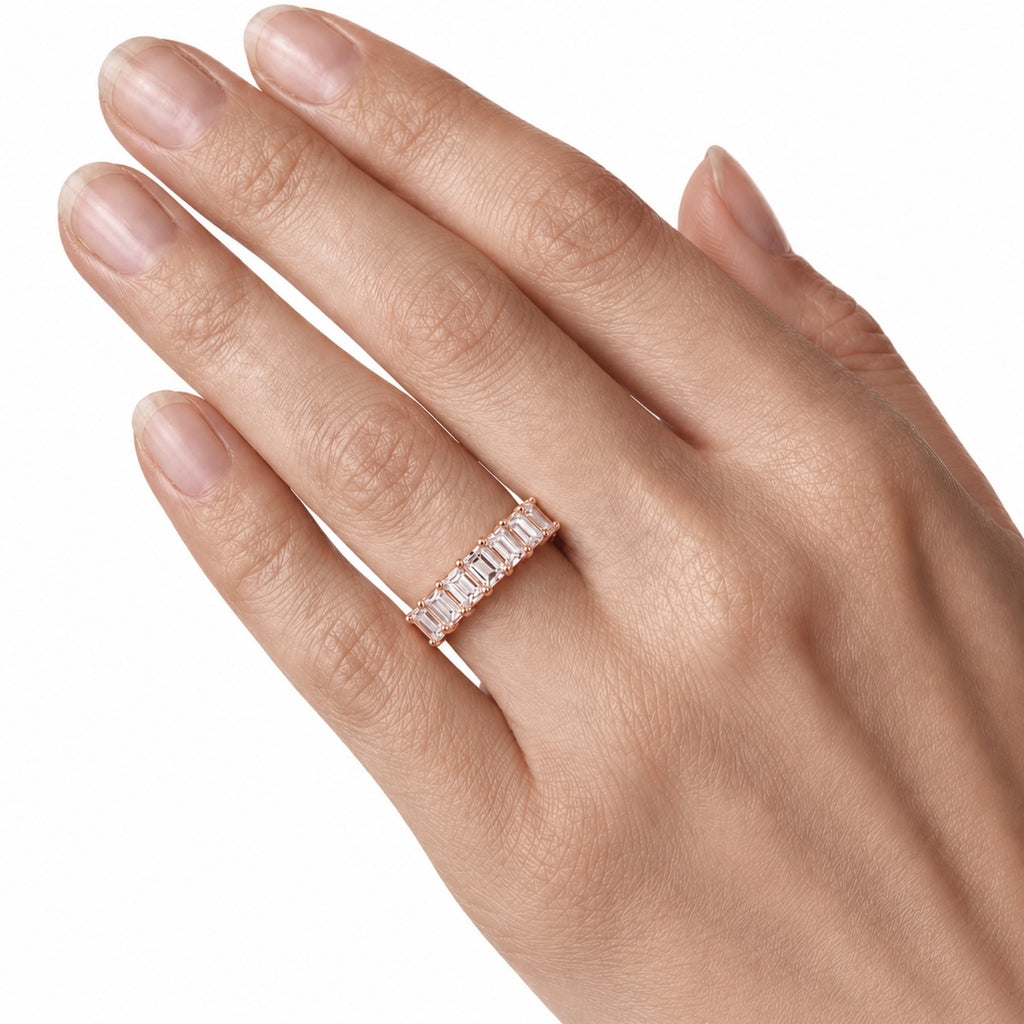 2.00 - 5.00 Carat T.W. Emerald-cut Lab Grown Diamond (F/VS+) 14K Gold 7 Stone Band Ring