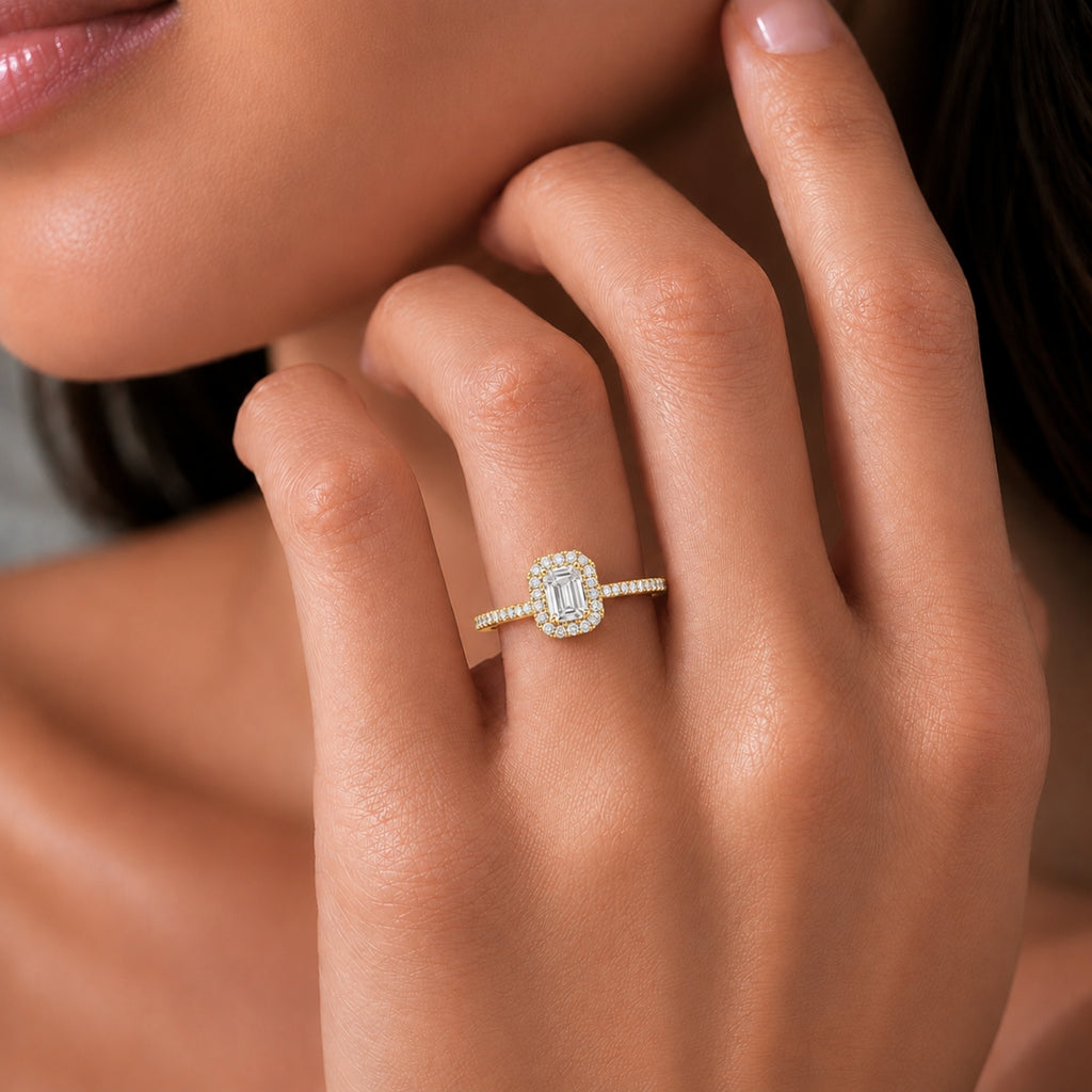 1.00-3.50 Carat T.W. Emerald & Round-cut Lab Grown Diamond (F/VS+) 14K Gold Halo Ring