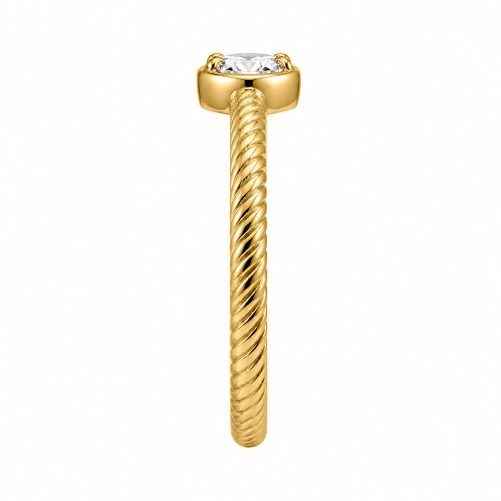 0.20 Carat T.W. Pear-cut Lab Grown Diamond (F/VS+) 14K Gold Ring