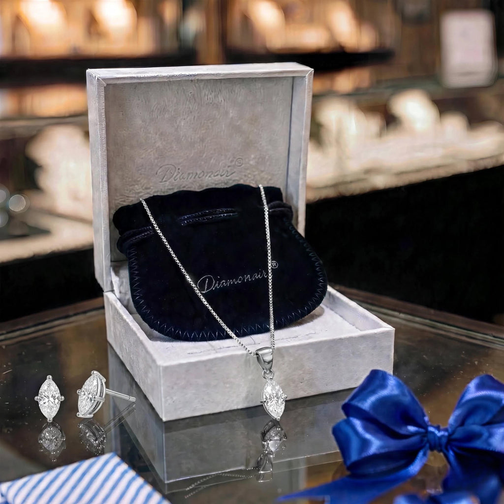 1-6 ctw Marquise Stud Pendant Gift Set