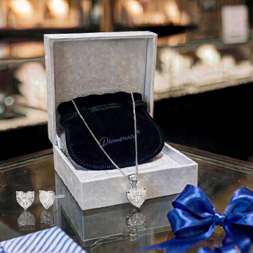 1-6 ctw Heart Stud Pendant Gift Set